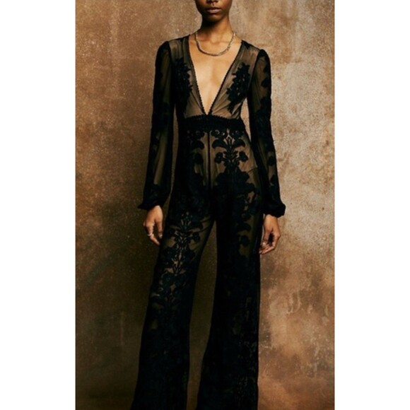 New For Love & Lemons x Free People Temecula Sheer Black Lace Jumpsuit XL - Picture 2 of 8